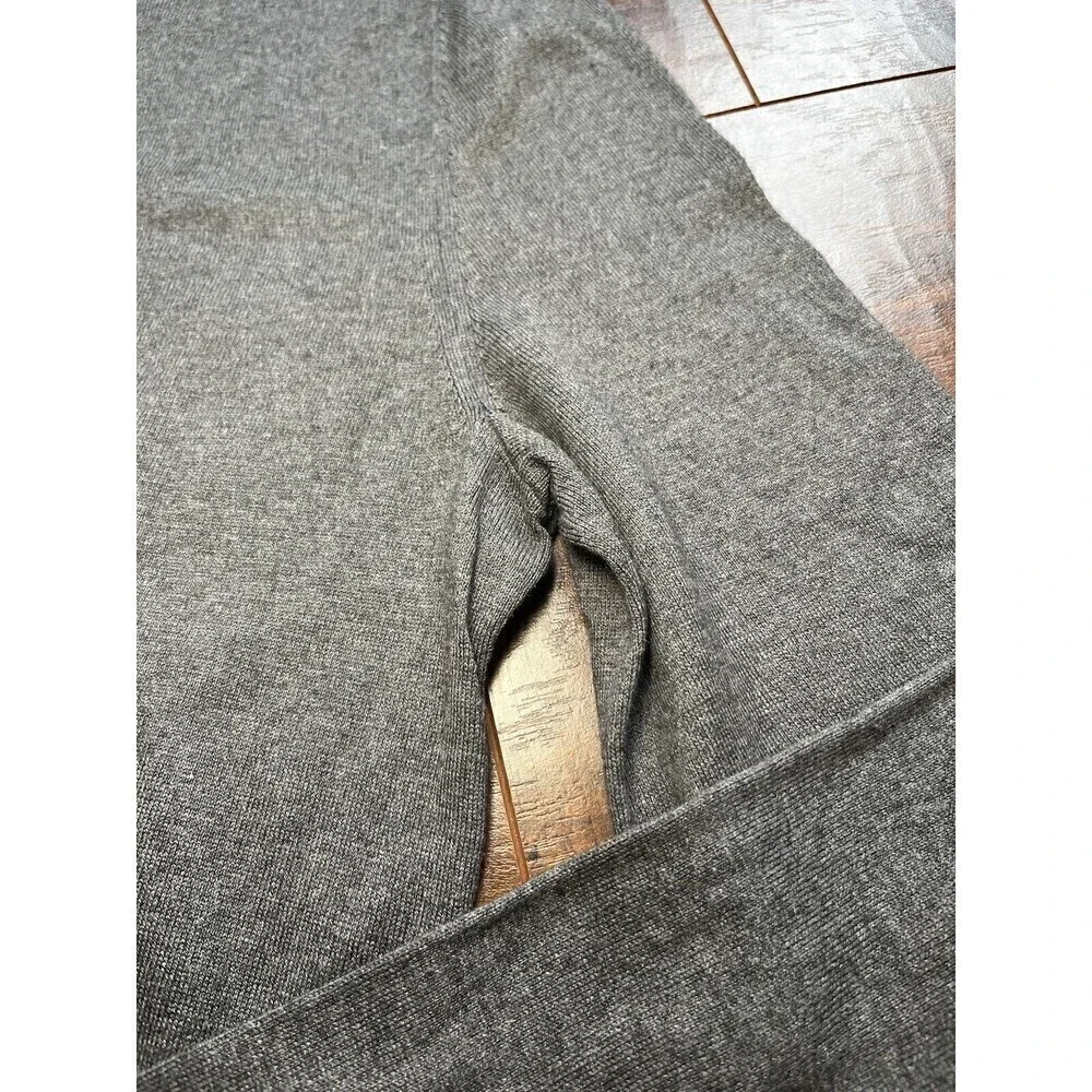 Banana Republic Mens M Gray V-Neck Sweater Luxury Blend Silk Cotton Cashmere